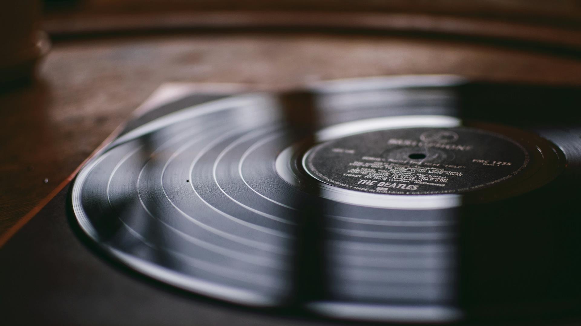 Picture of a vinyl record