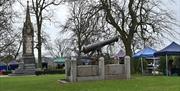 Canon and Wallace Memorial in Castle Gardens